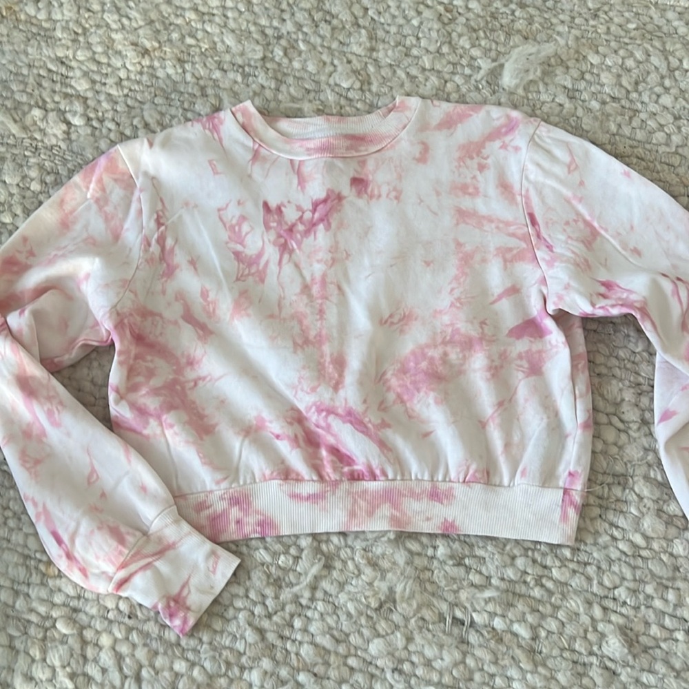 🩷NWOT🩷 cropped tie dye sweatshirt